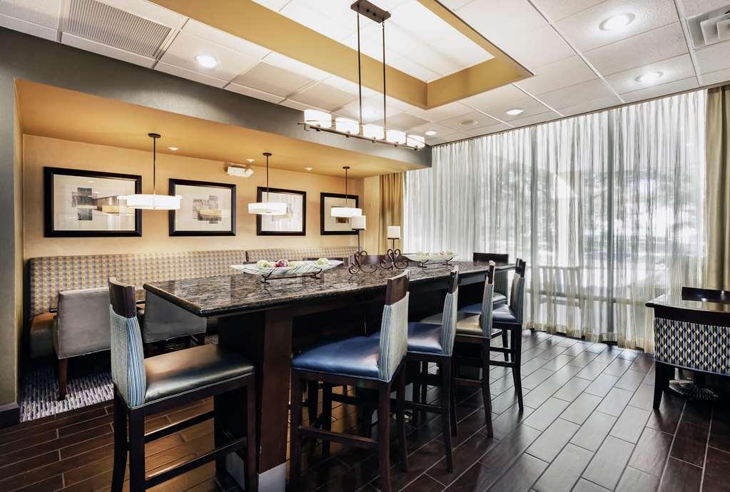 Hampton Inn Gainesville Restoran fotoğraf